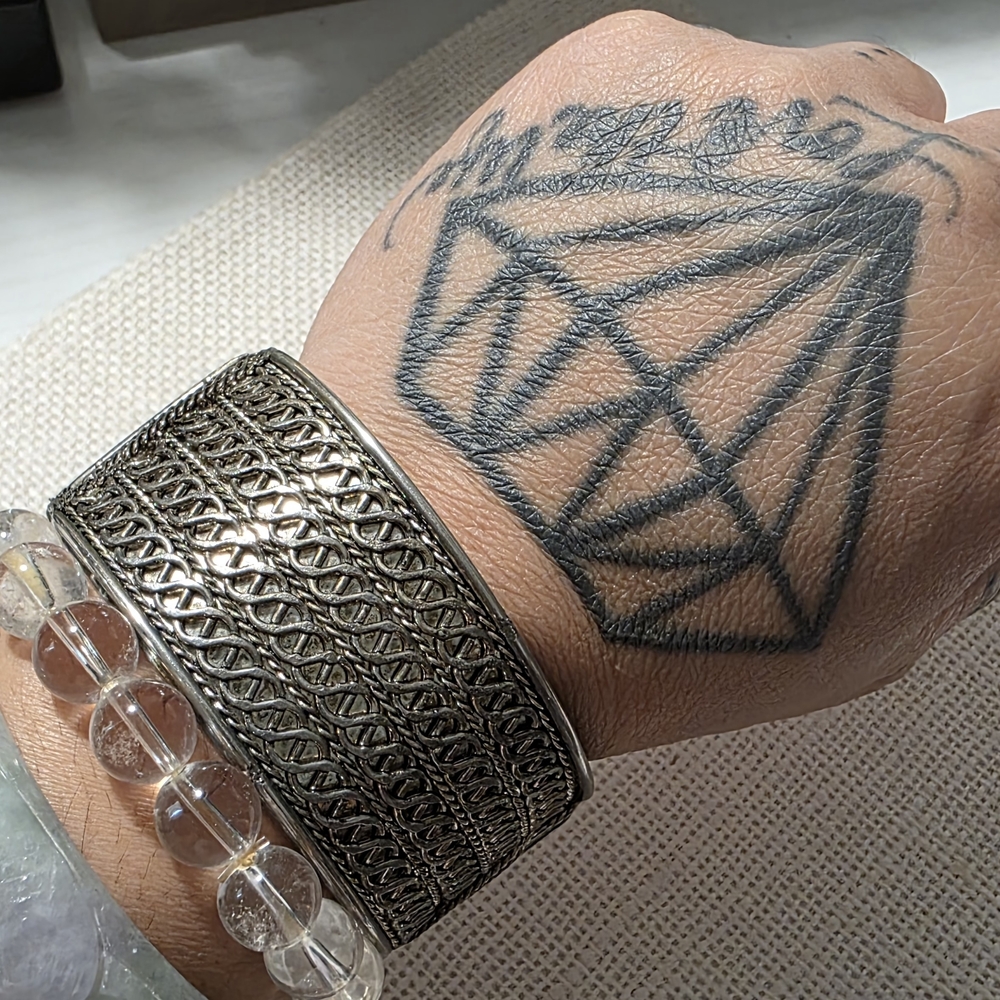 Elegant Silver Filigree Bracelet